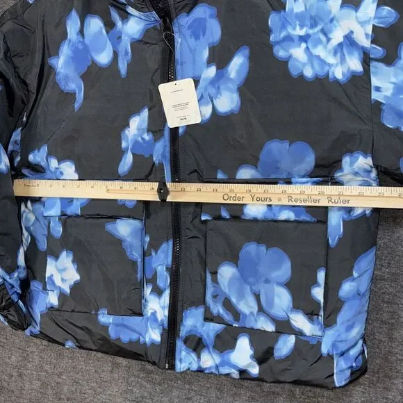 Fabletics Women All Weather Jacket Puffer Black Blue Bloom Shine sz XXS NEW $115 - Picture 5 of 8